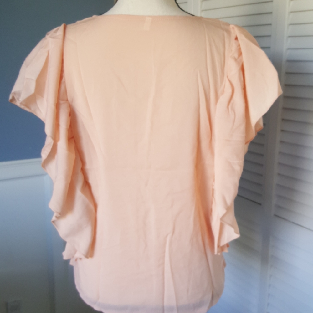 🍀Sale🍀2/$18 3/$24 4/$28 Flutter Blouse - Picture 8 of 10